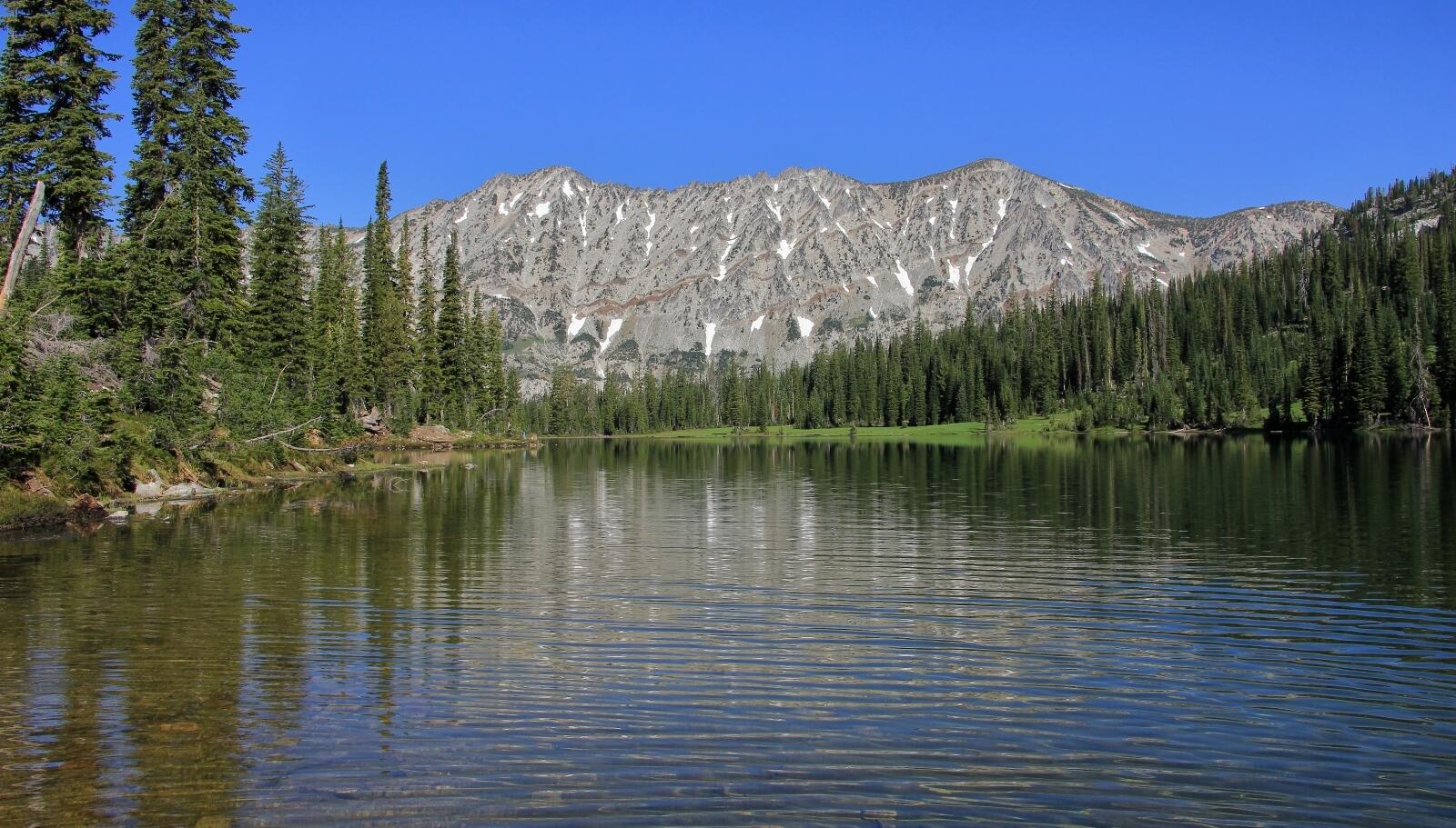 hidden-mountain-passes-in-oregons-eagle-cap-wilderness