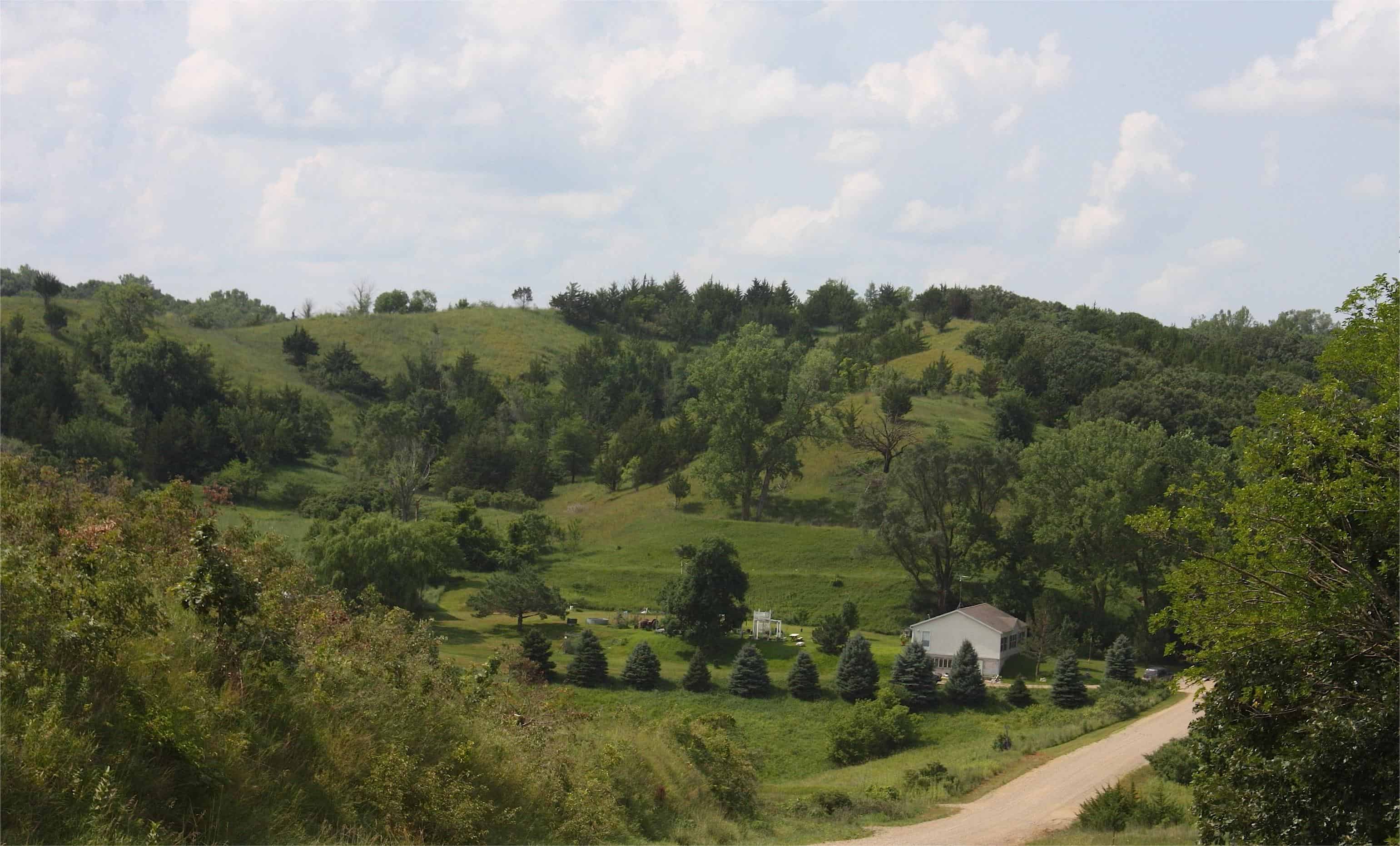 Hidden-Pioneer-Farms-Of-Iowa8217s-Loess-Hills hidden-pioneer-farms-of-iowas-loess-hills