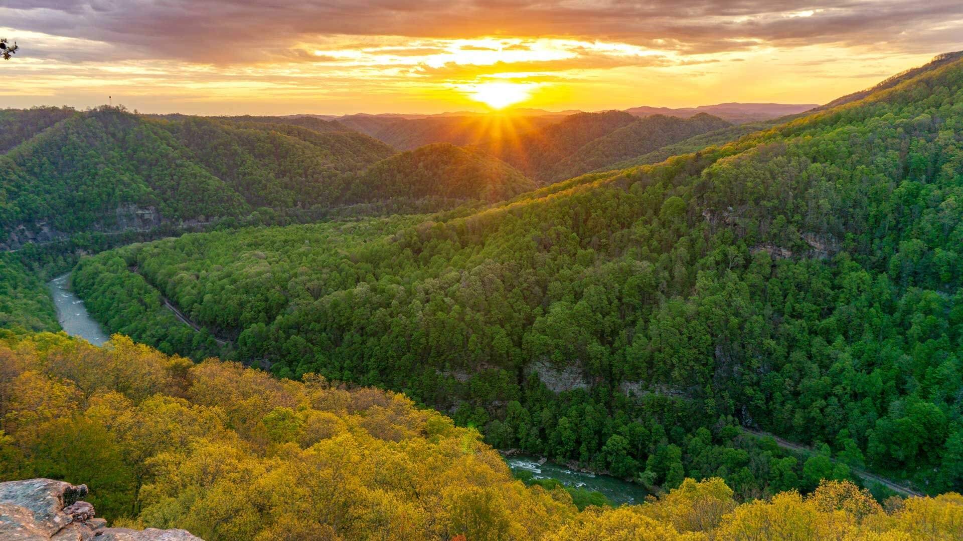 hidden-river-gorges-of-pennsylvanias-breaks-interstate-park