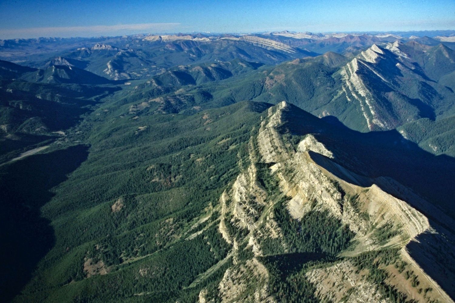 hidden-thermal-springs-in-montanas-bob-marshall-wilderness