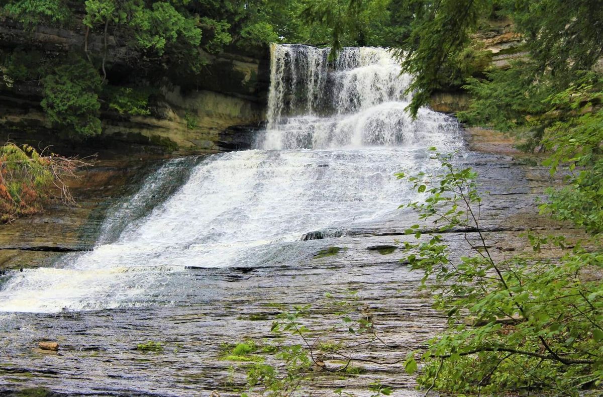 hidden-waterfalls-of-michigans-laughing-whitefish