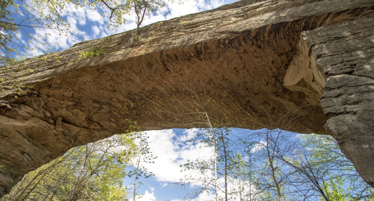 kentuckys-secret-natural-bridges-and-sandstone-arches