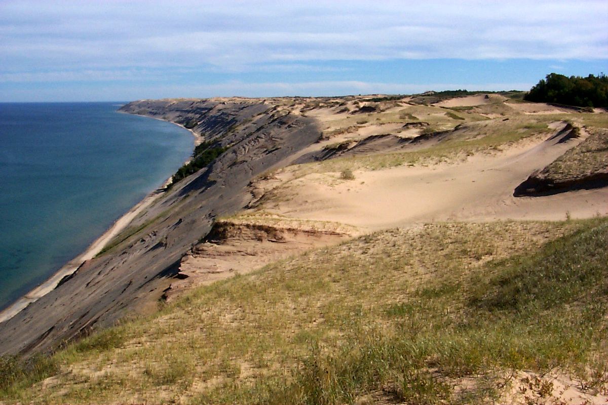 Michigan8217s-Coastal-Dunes-And-Hidden-Beaches-Await michigans-coastal-dunes-and-hidden-beaches-await