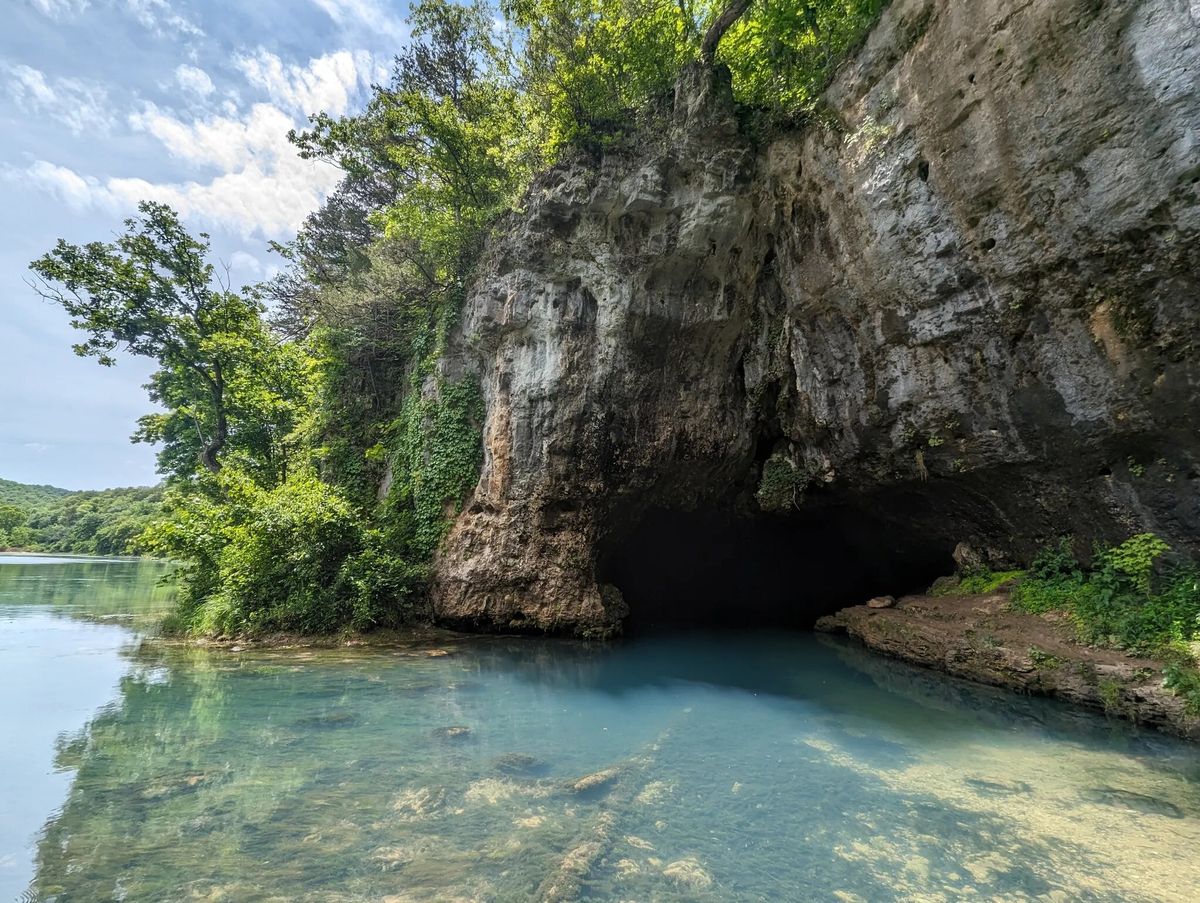 Missouri8217s-Hidden-Underground-Streams-And-Float-Caves missouris-hidden-underground-streams-and-float-caves
