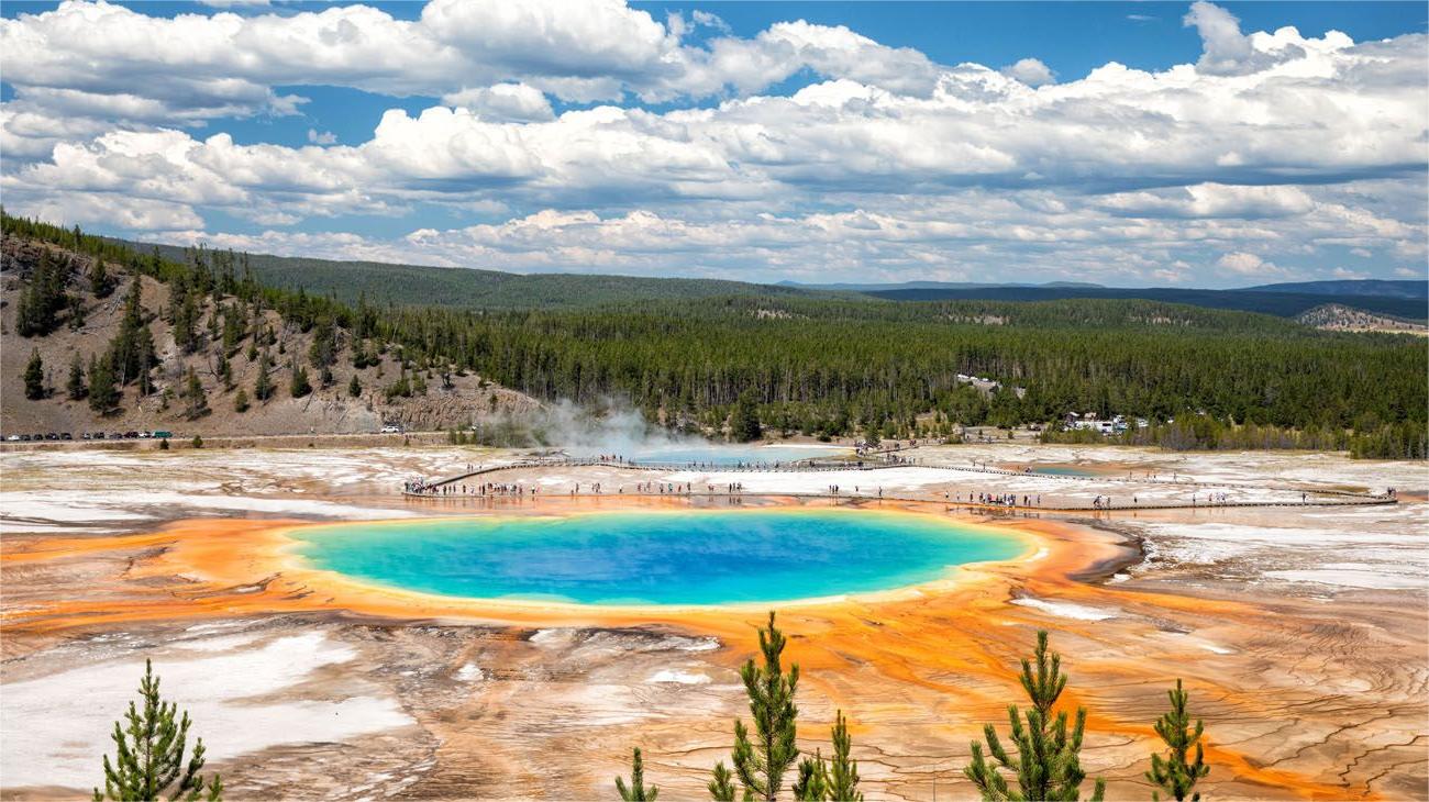 Mysterious-Geyser-Basins-Of-Wyoming8217s-Yellowstone-Valley mysterious-geyser-basins-of-wyomings-yellowstone-valley