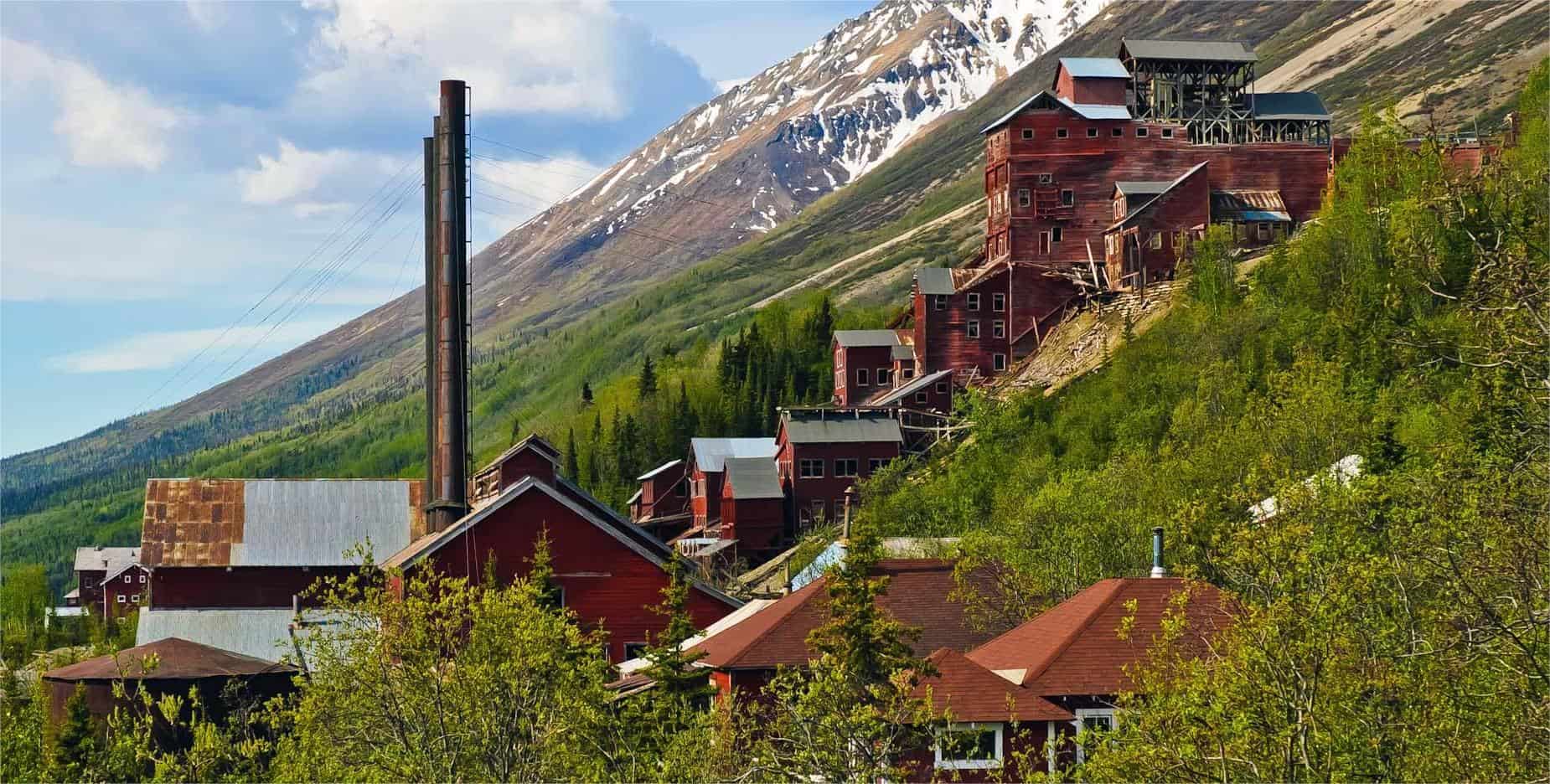 Secrets-Of-Alaska8217s-Kennecott-Mining-Towns secrets-of-alaskas-kennecott-mining-towns