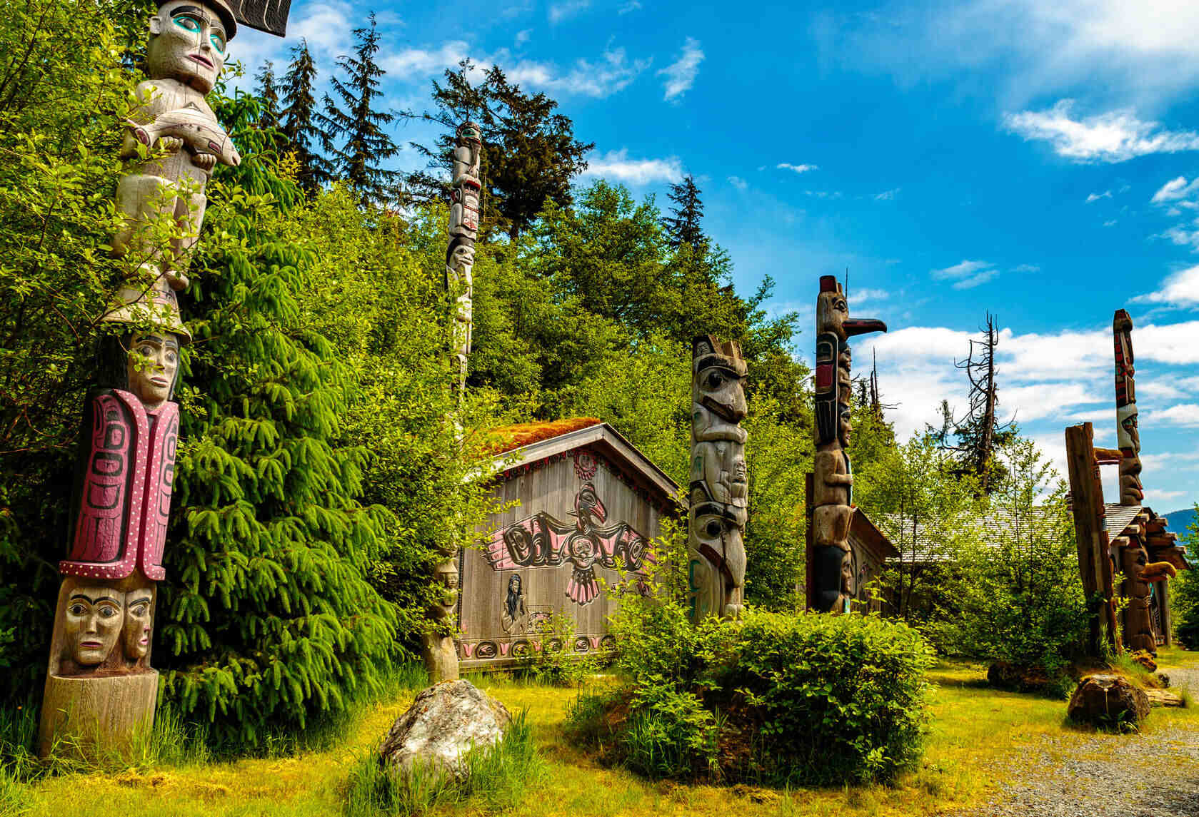 secrets-of-alaskas-last-totem-forests-and-clan-sites