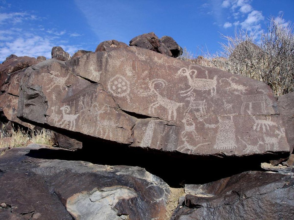 secrets-of-californias-coso-range-rock-art-panels