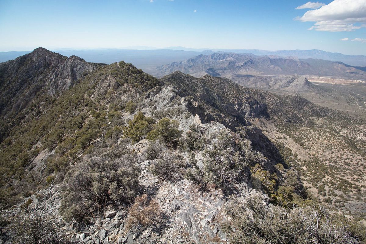 Secrets-Of-California8217s-Mojave-Preserve-Mountains secrets-of-californias-mojave-preserve-mountains