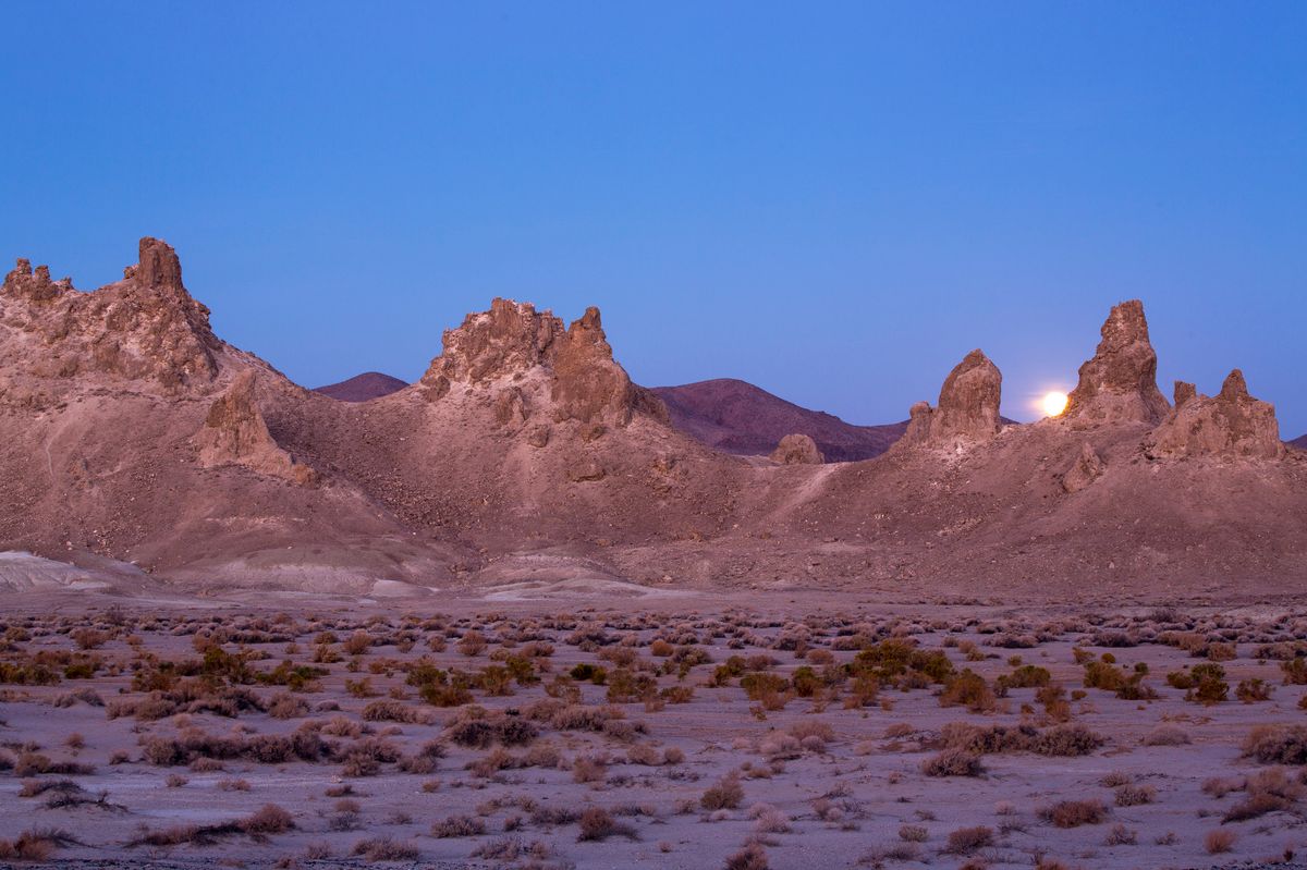 Secrets-Of-California8217s-Trona-Pinnacles secrets-of-californias-trona-pinnacles