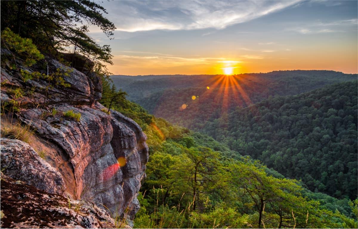 Secrets-Of-Kentucky8217s-Crystalline-Mountain-Brooks secrets-of-kentuckys-crystalline-mountain-brooks