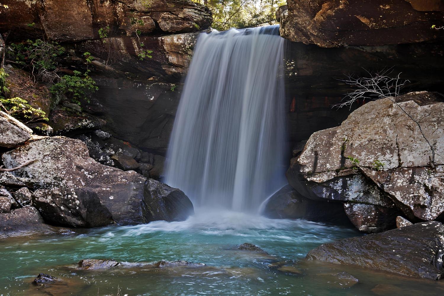 Secrets-Of-Kentucky8217s-Eagle-Falls-Rock-Shelters secrets-of-kentuckys-eagle-falls-rock-shelters