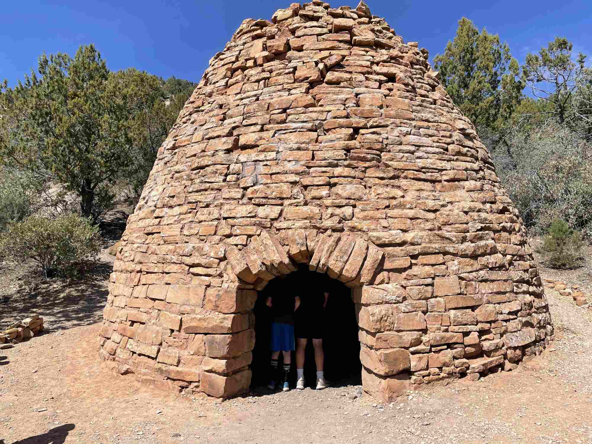 secrets-of-kentuckys-tar-kiln-rock-shelters