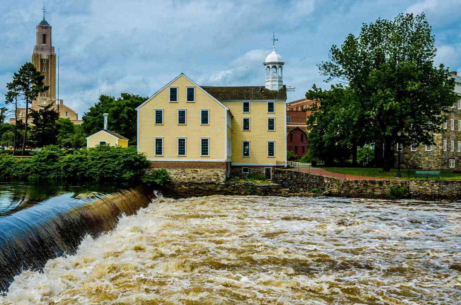 secrets-of-massachusettss-blackstone-valley-mill-towns