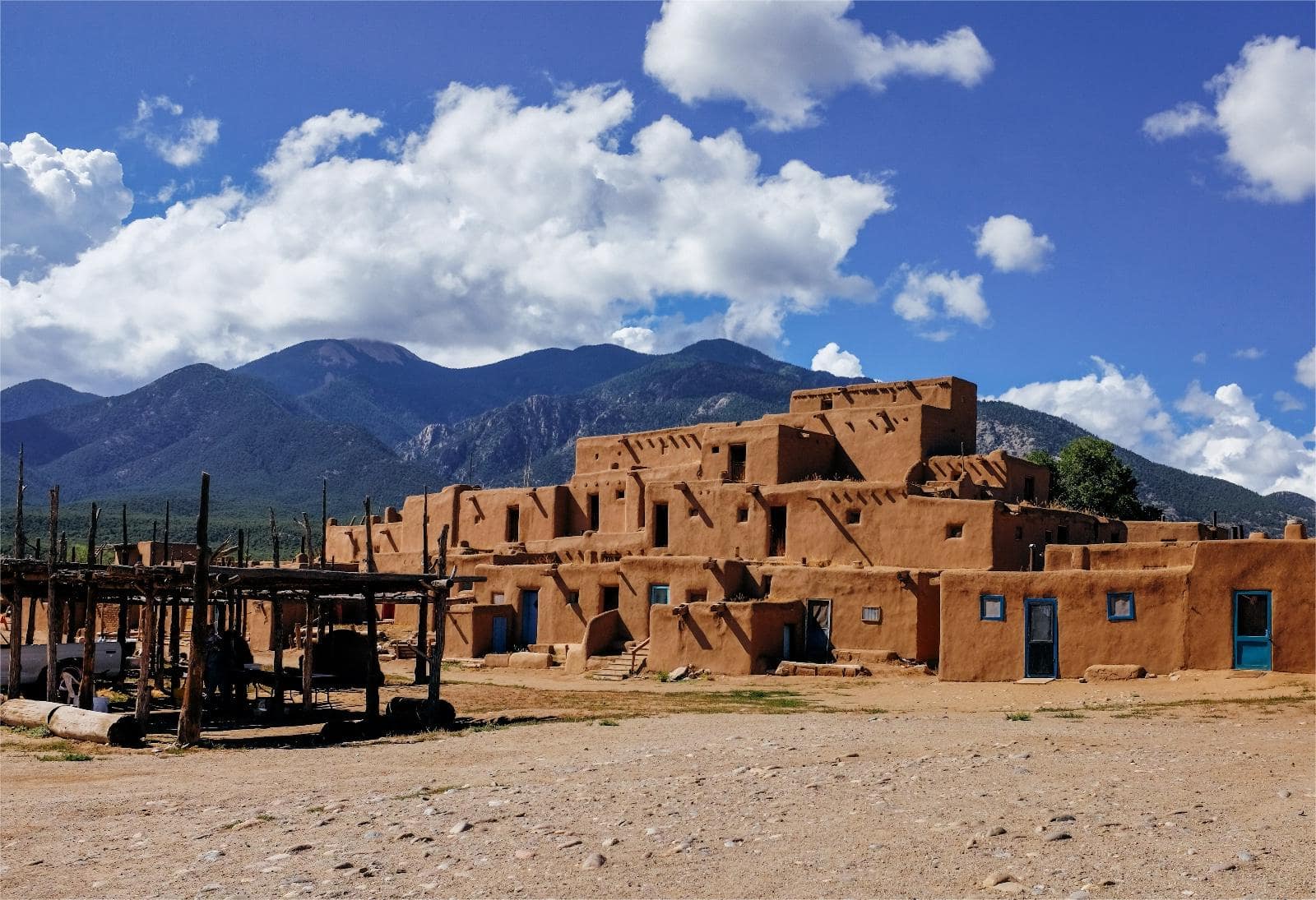 secrets-of-natural-building-in-taos-new-mexico