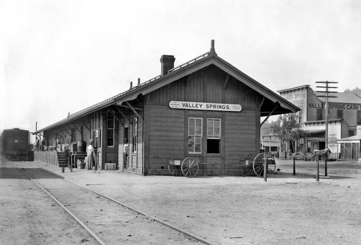 secrets-of-nevadas-railroad-valley-springs