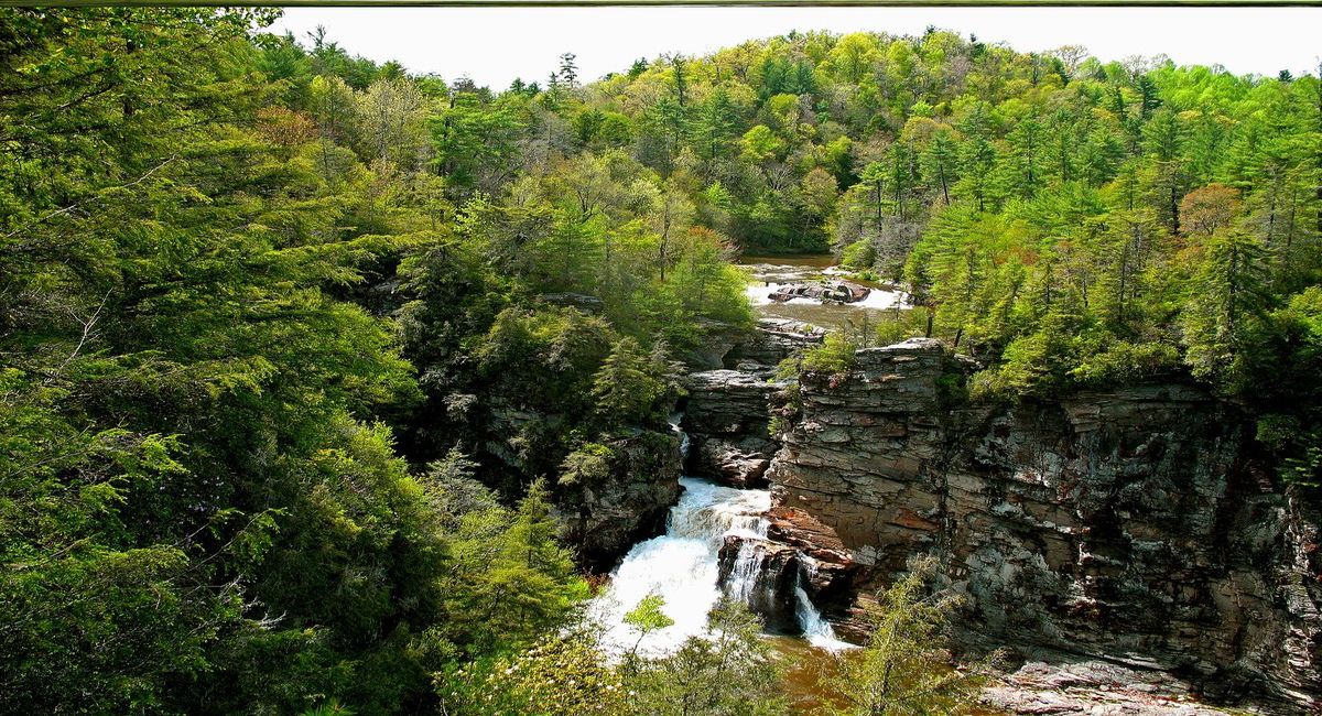 secrets-of-north-carolinas-linville-gorge-waterfalls
