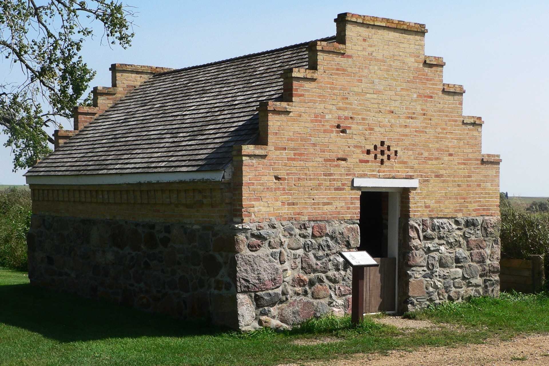 secrets-of-south-dakotas-fort-sisseton-settlements