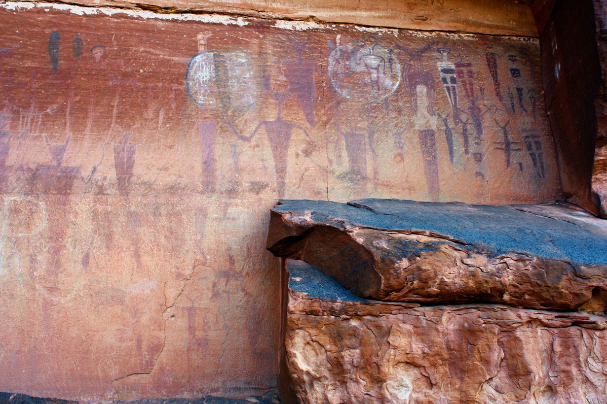 secrets-of-utahs-courthouse-wash-rock-art