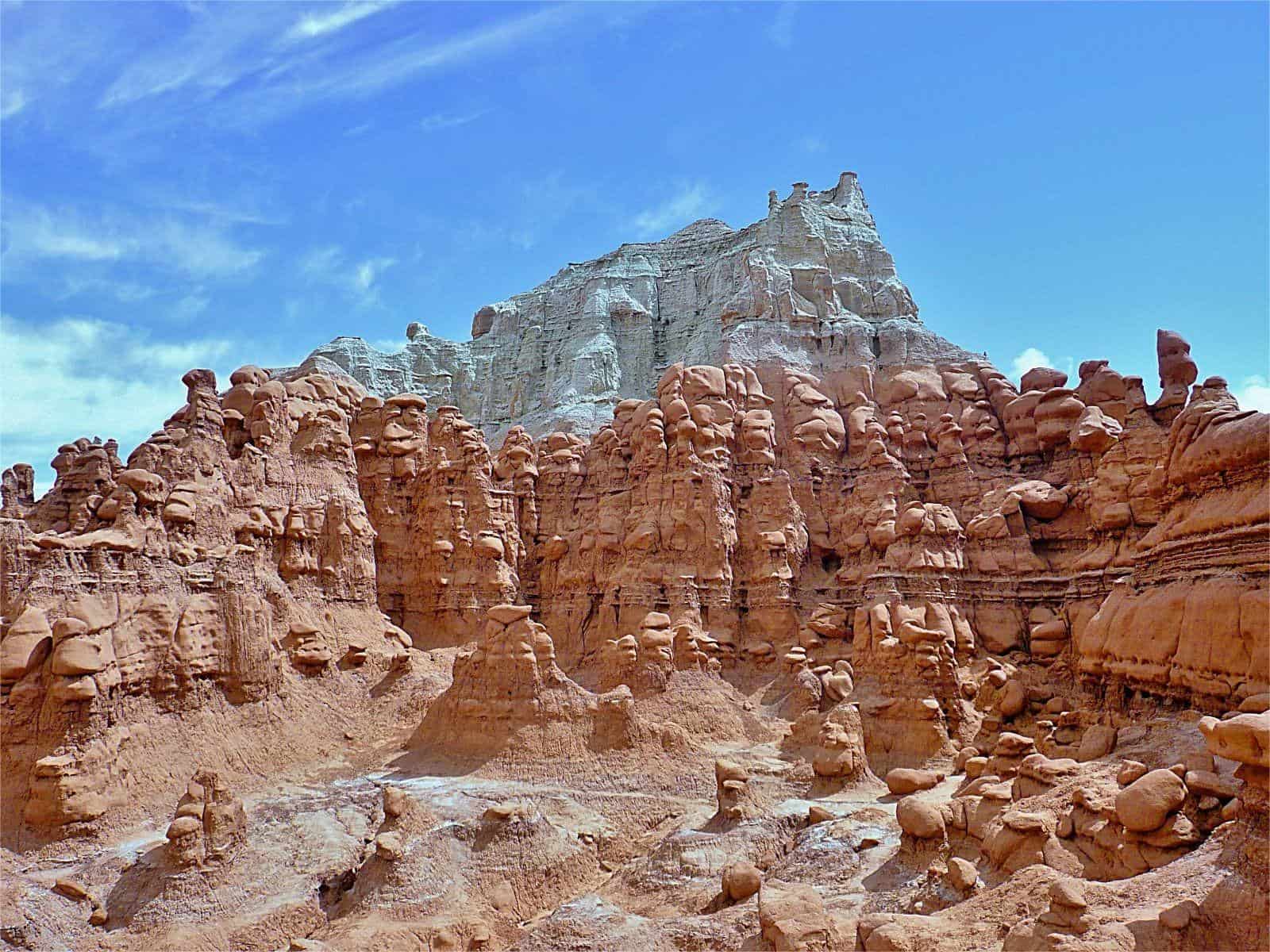 Secrets-Of-Utah8217s-Goblin-Valley-Hoodoo-Gardens secrets-of-utahs-goblin-valley-hoodoo-gardens