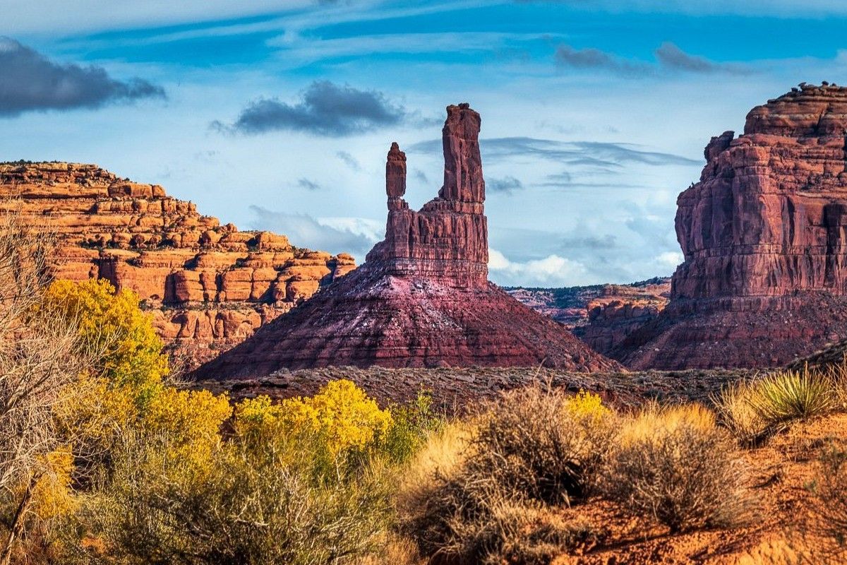 Secrets-Of-Utah8217s-Valley-Of-The-Gods-Monoliths secrets-of-utahs-valley-of-the-gods-monoliths