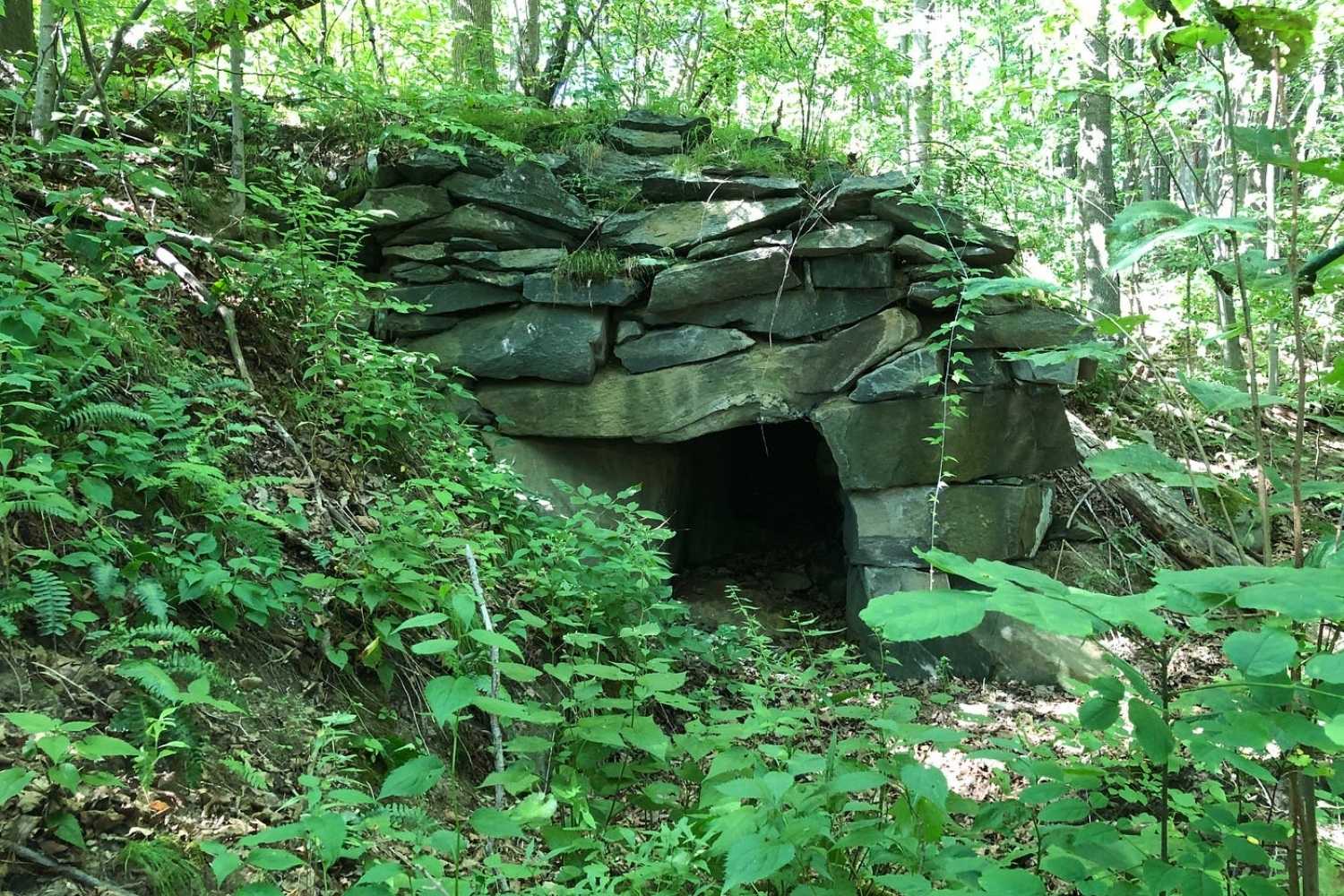 Secrets-Of-Vermont8217s-Ancient-Stone-Structures-Calendar-Sites secrets-of-vermonts-ancient-stone-structures-calendar-sites