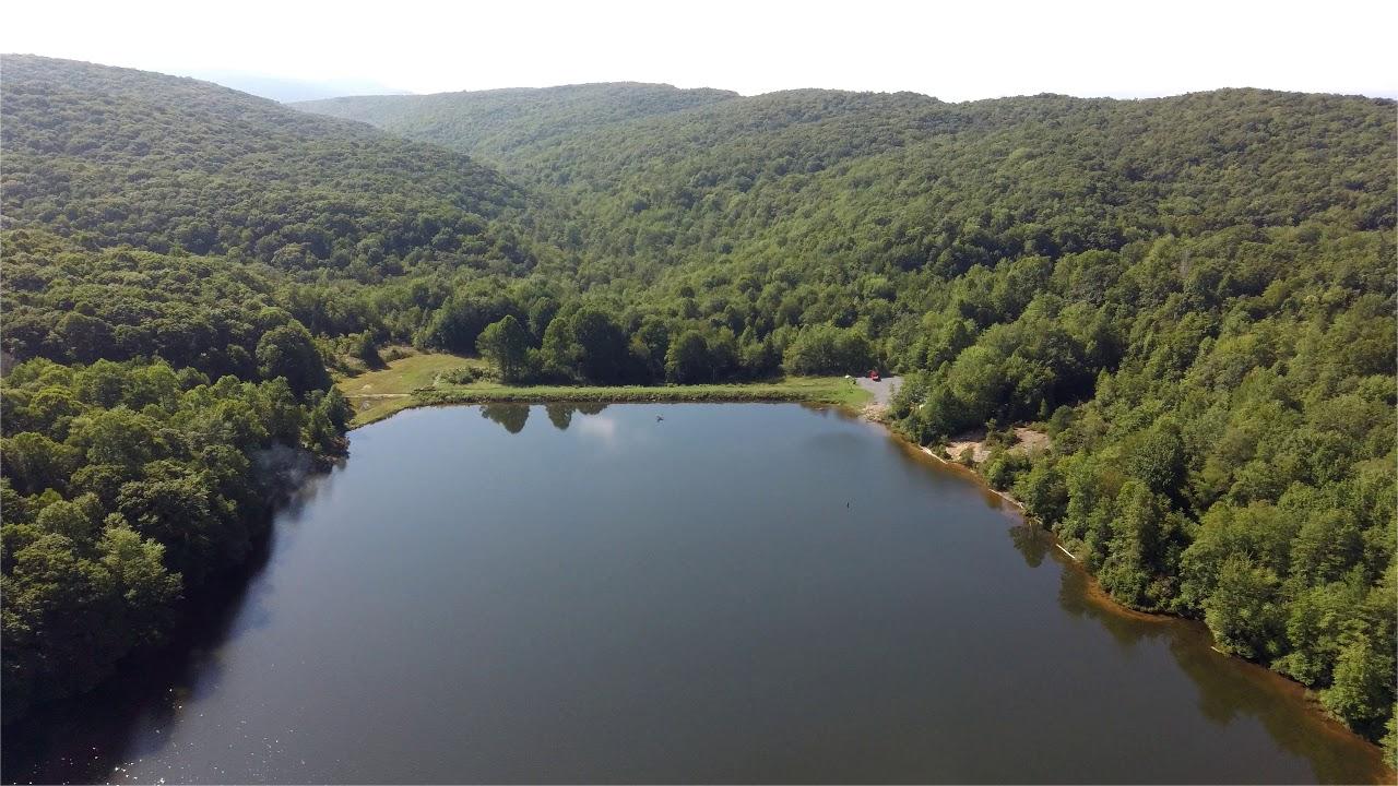 Secrets-Of-Vermont8217s-Hidden-Valley-Lakes secrets-of-vermonts-hidden-valley-lakes