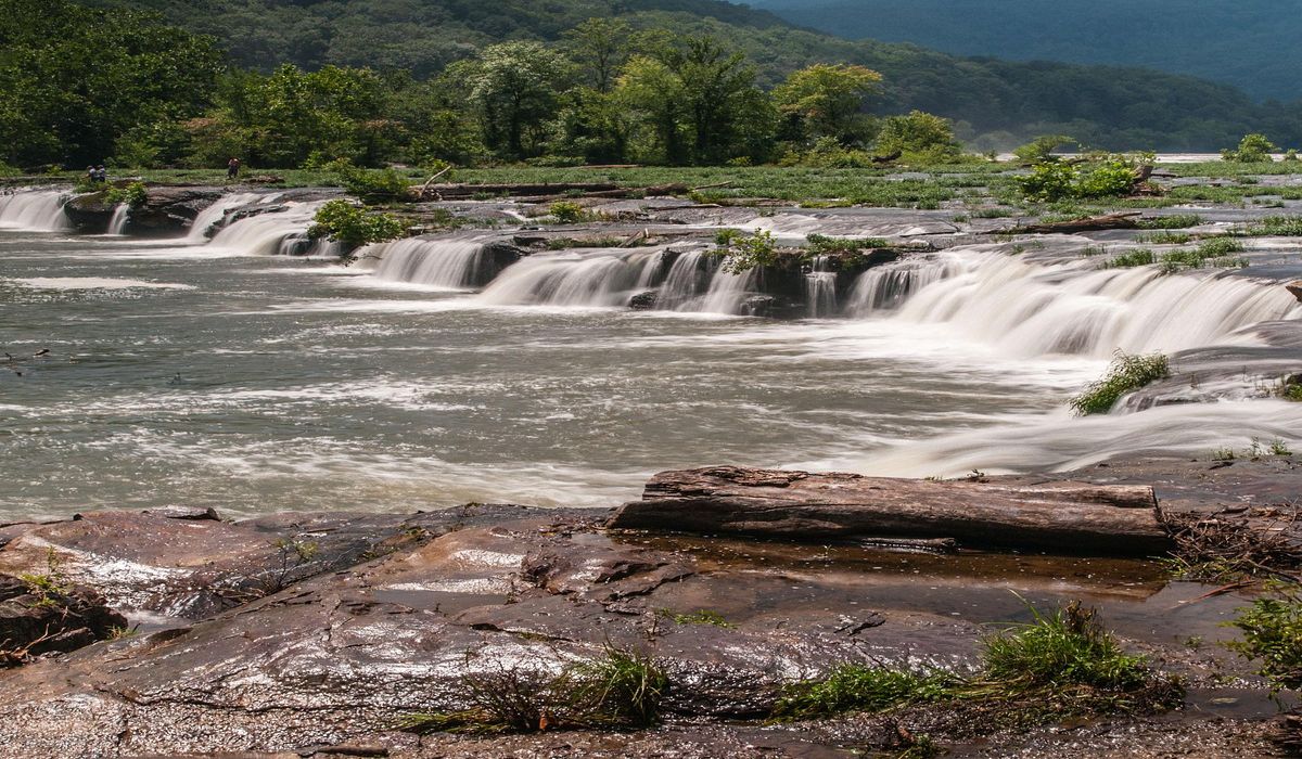 Secrets-Of-West-Virginia8217s-Misty-River-Valleys secrets-of-west-virginias-misty-river-valleys