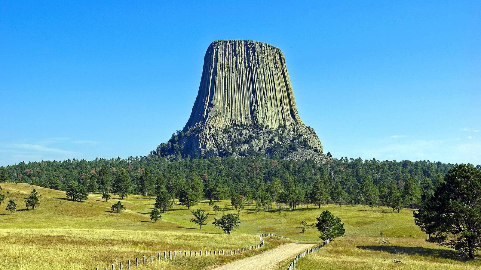 secrets-of-wyomings-devils-tower-cliffs