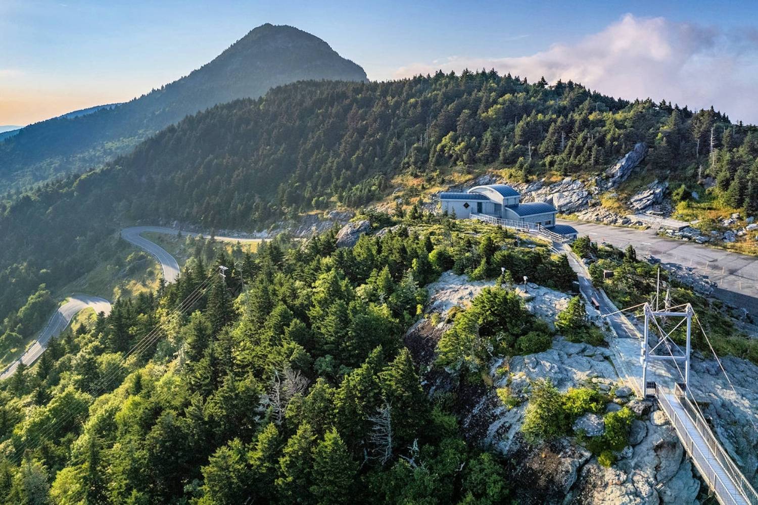 curious-facts-about-north-carolinas-grandfather-mountain-swinging-bridge
