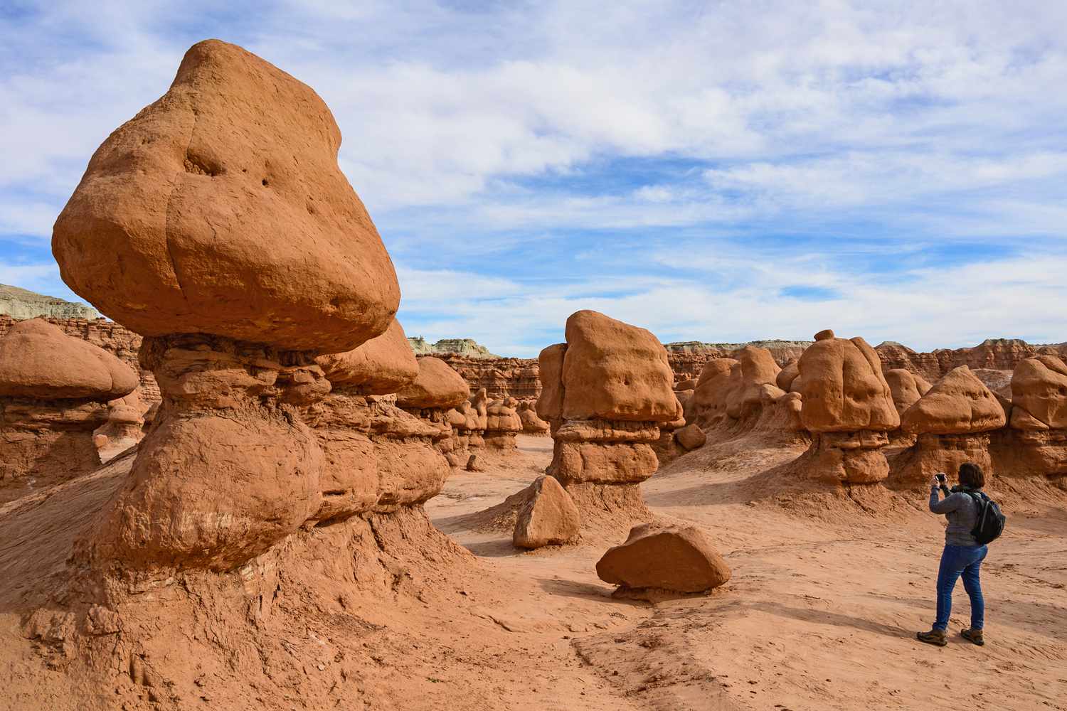Curious-Shapes-Of-Utah8217s-Goblin-Valley curious-shapes-of-utahs-goblin-valley