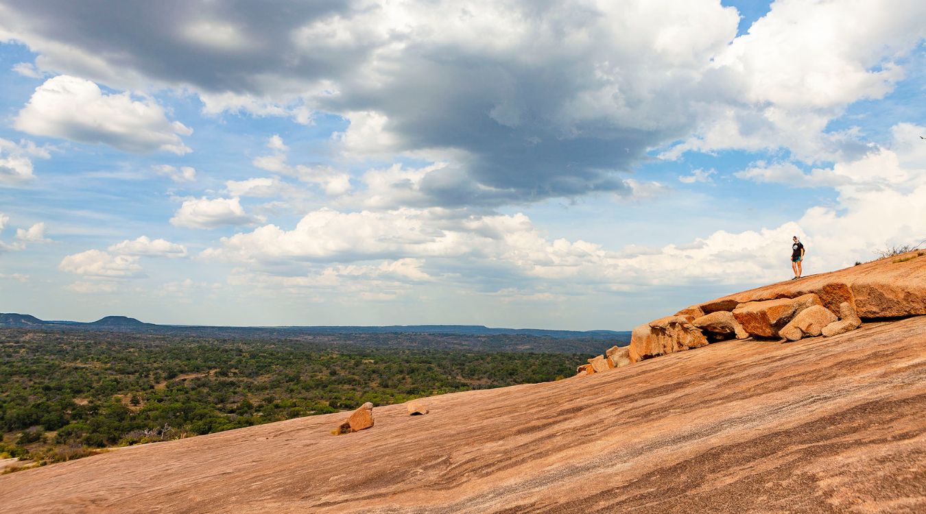 curious-trails-of-texass-enchanted-rock-summit