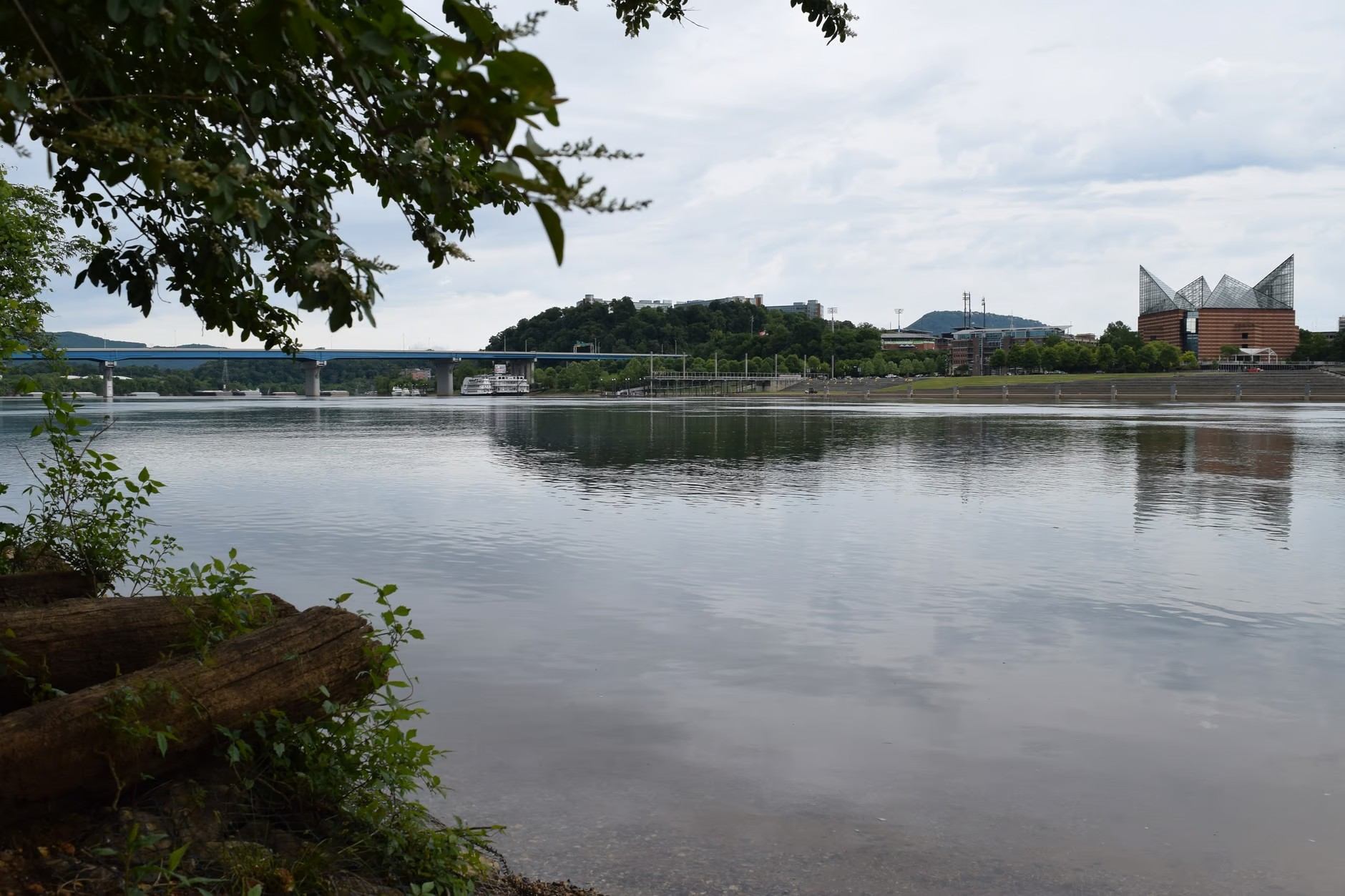 haunted-river-steamboat-crash-sites-along-tennessee-river