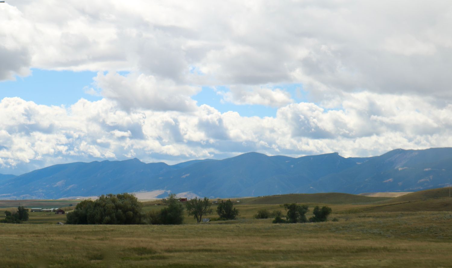 hidden-alpine-lake-secrets-in-wyomings-bighorn-mountains
