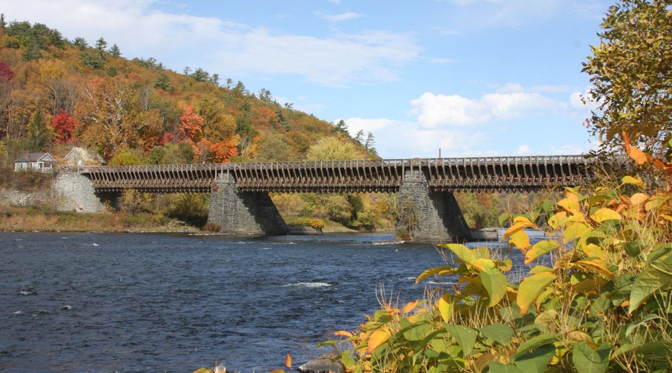 hidden-canal-aqueducts-of-new-yorks-delaware-hudson