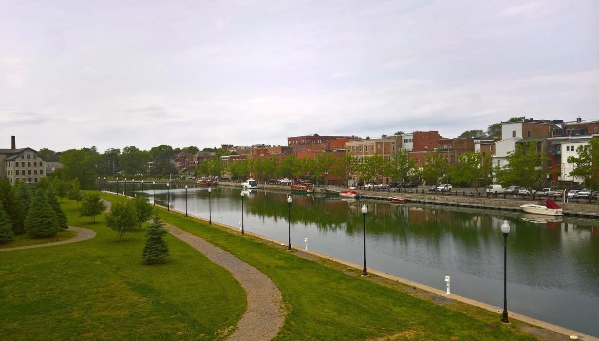 Hidden-Canal-Lock-Houses-Of-New-York8217s-Cayuga-Seneca hidden-canal-lock-houses-of-new-yorks-cayuga-seneca