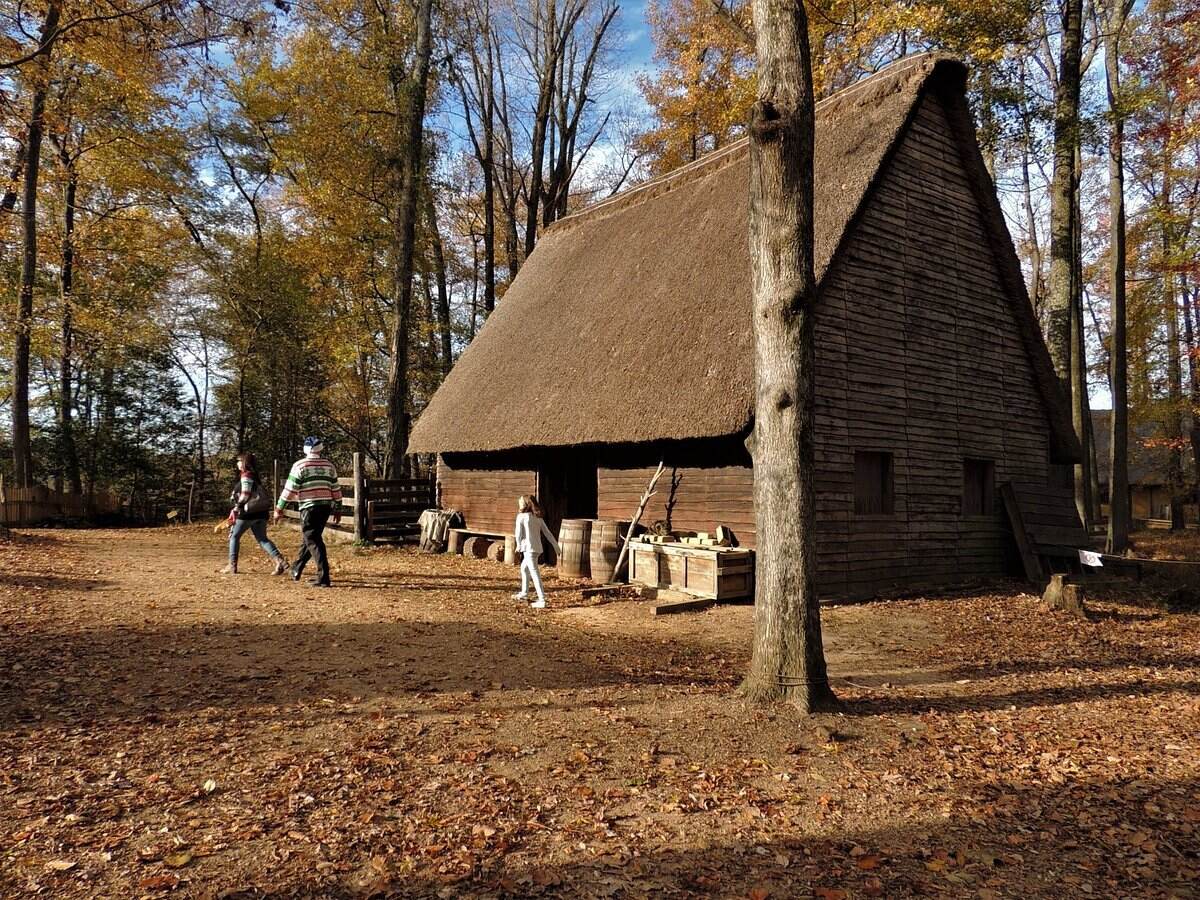 hidden-colonial-villages-in-virginias-henricus-historical-park