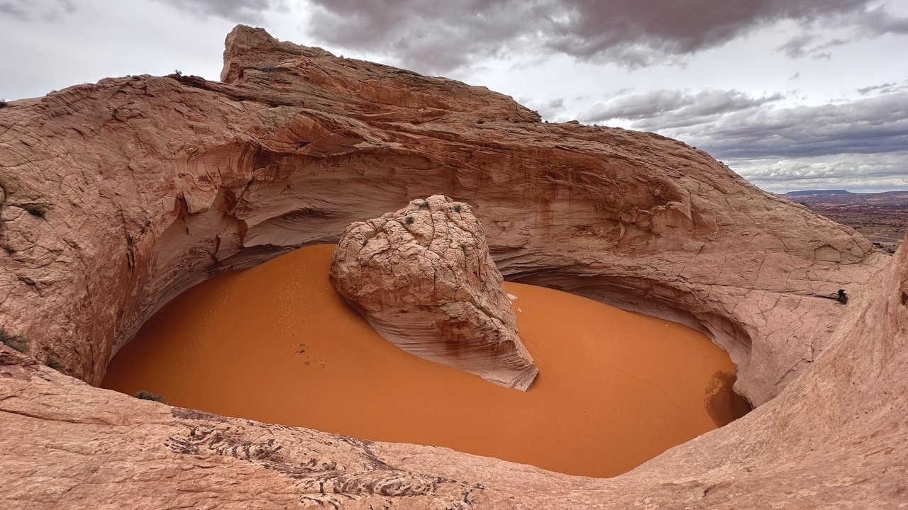 Hidden-Desert-Alcoves-In-Utah8217s-Grand-Staircase-Escalante hidden-desert-alcoves-in-utahs-grand-staircase-escalante