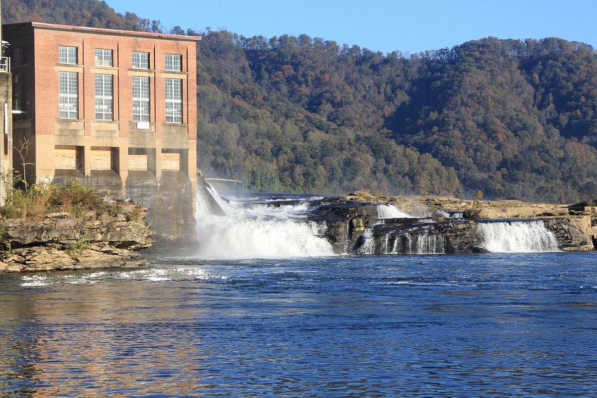 Hidden-Forest-Gorges-Of-Kanawha-Falls-In-West-Virginia hidden-forest-gorges-of-kanawha-falls-in-west-virginia