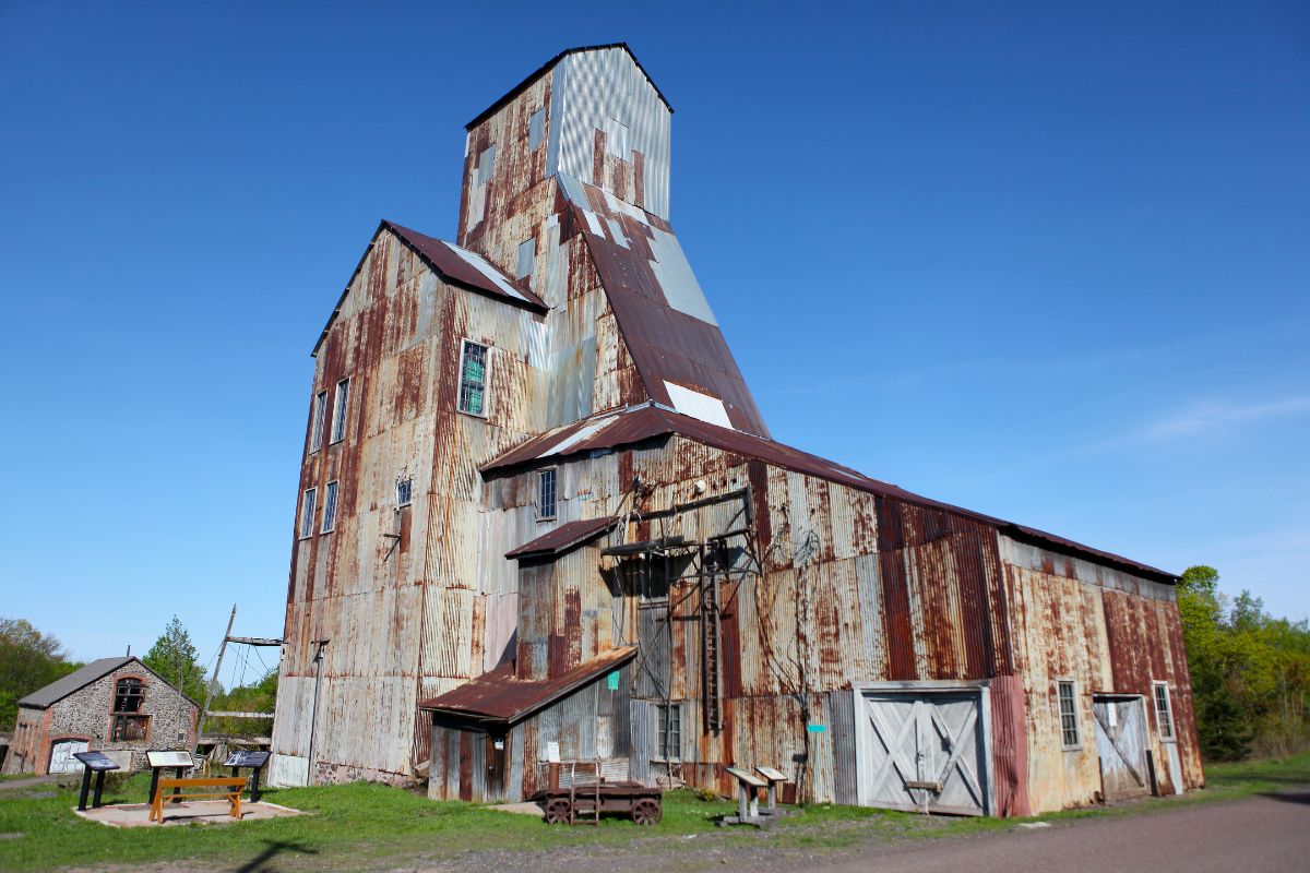 hidden-gems-of-michigans-keweenaw-peninsula-copper-mining
