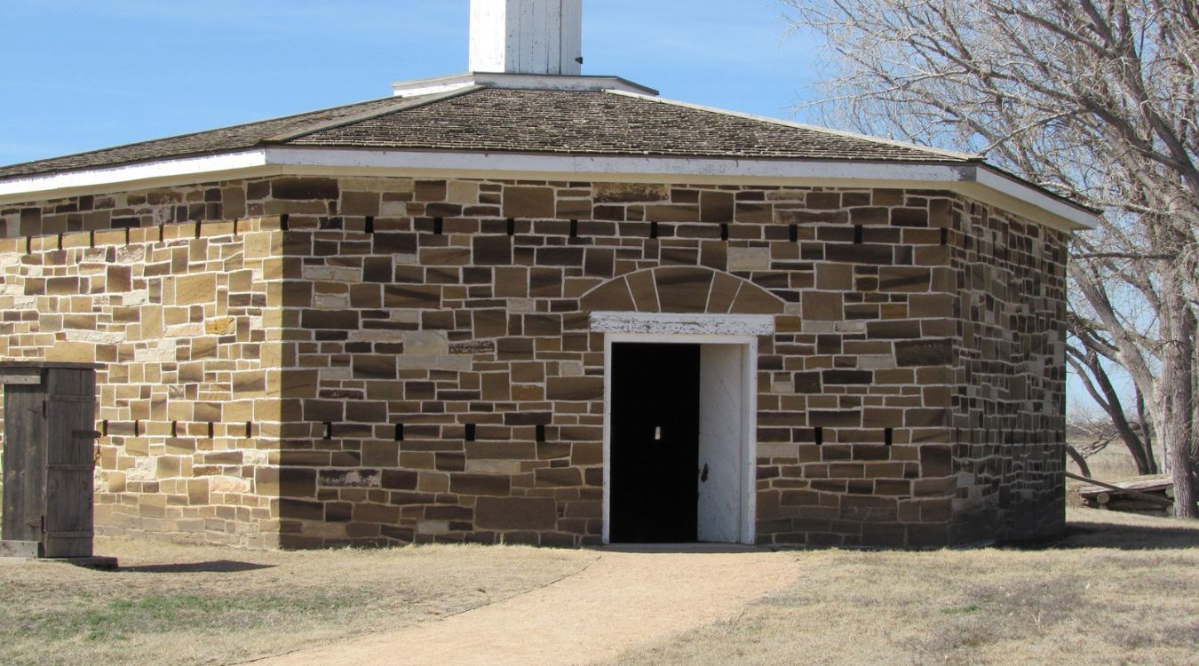 hidden-homesteads-of-fort-larned-kansas
