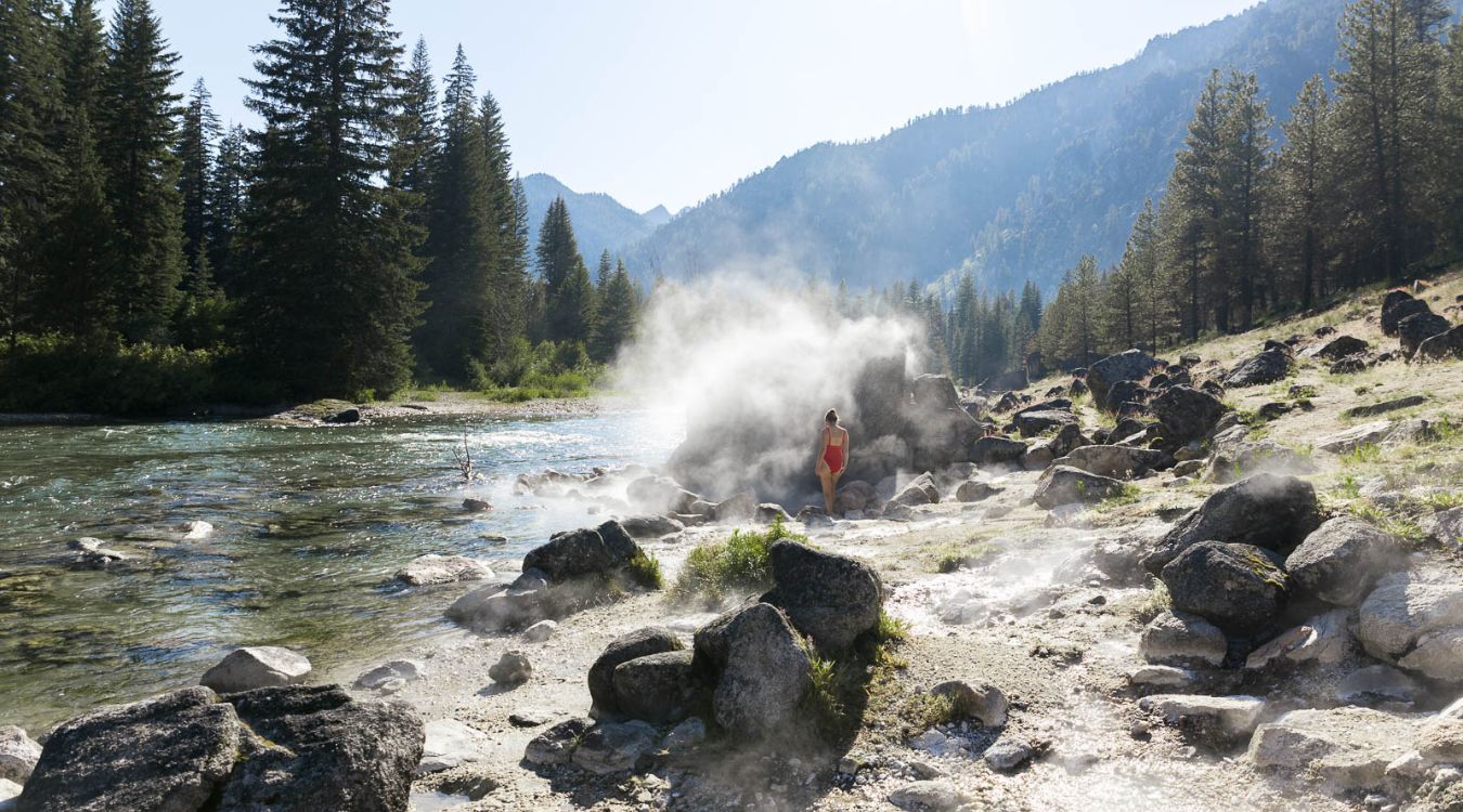 hidden-hot-springs-in-idahos-rugged-mountains