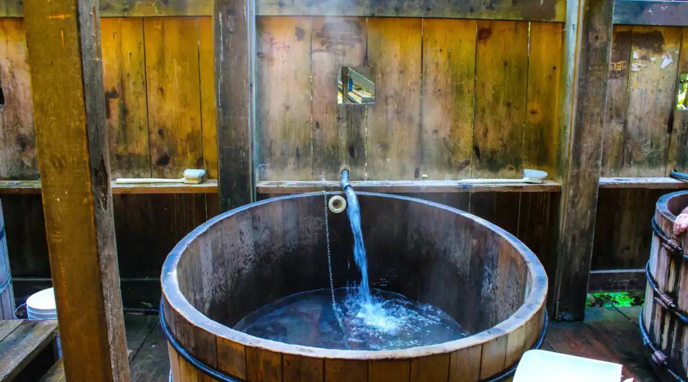 hidden-hot-springs-in-oregons-bagby-mountains