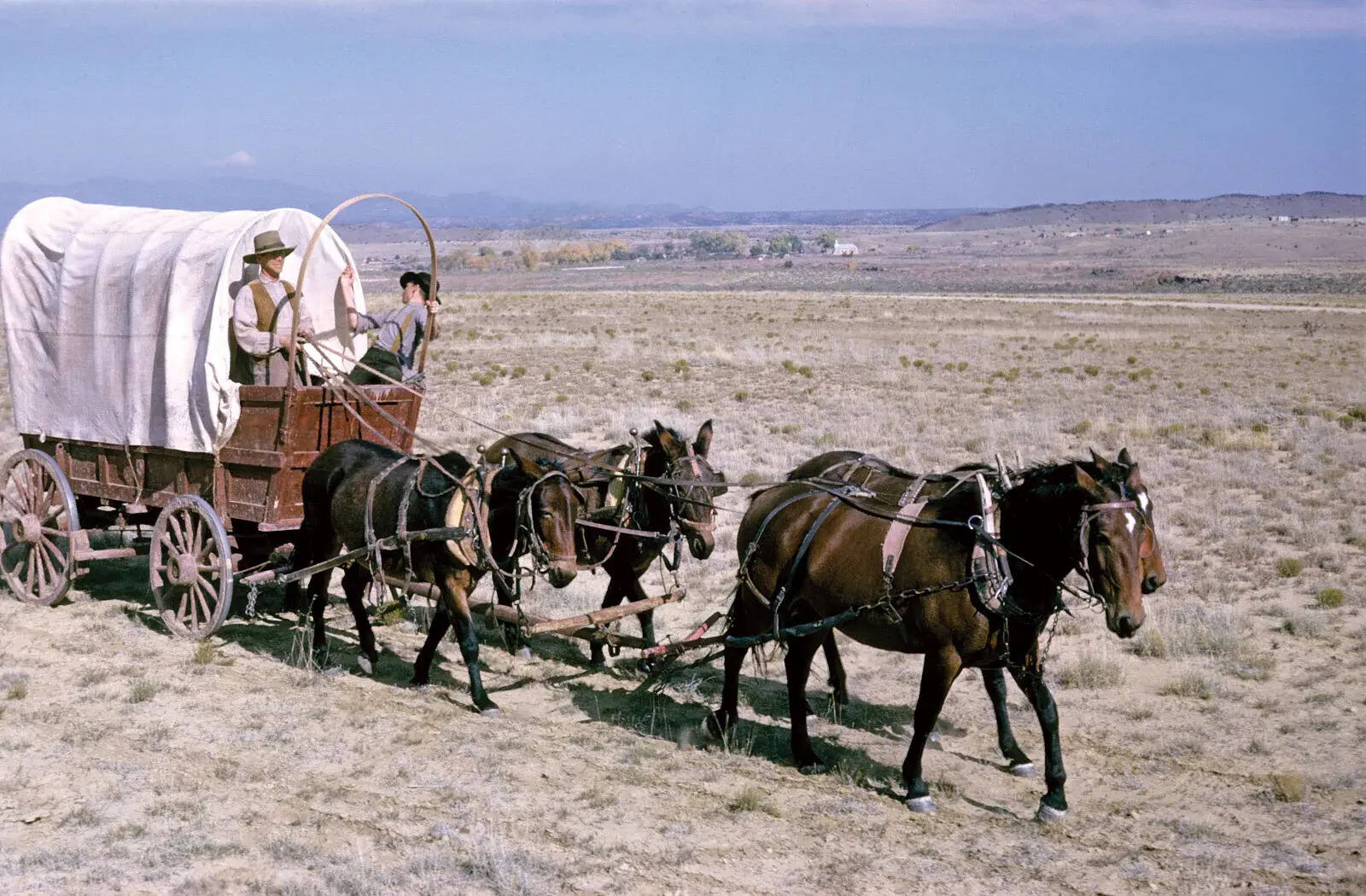 hidden-stagecoach-stops-along-wyomings-oregon-trail