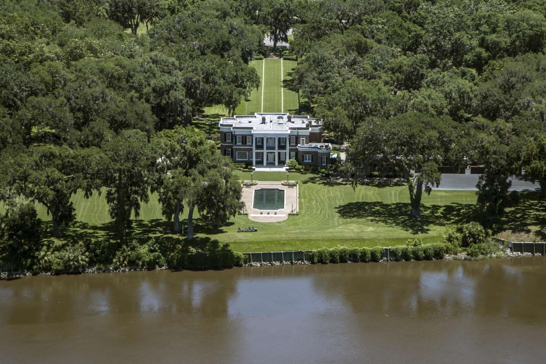 Hidden-Stories-Of-Georgia8217s-Antebellum-River-Plantations hidden-stories-of-georgias-antebellum-river-plantations