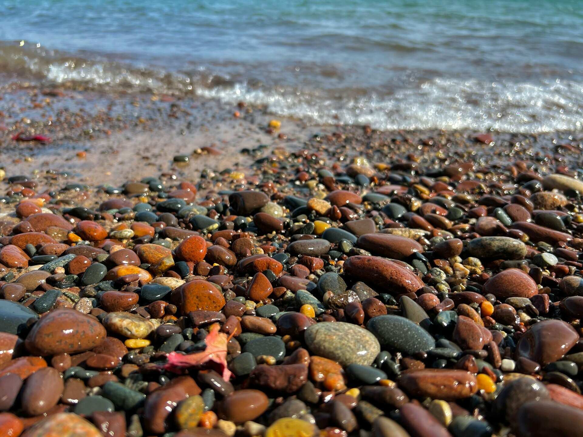 Hidden-Treasures-Of-Michigan8217s-Upper-Peninsula-Agate-Beaches hidden-treasures-of-michigans-upper-peninsula-agate-beaches