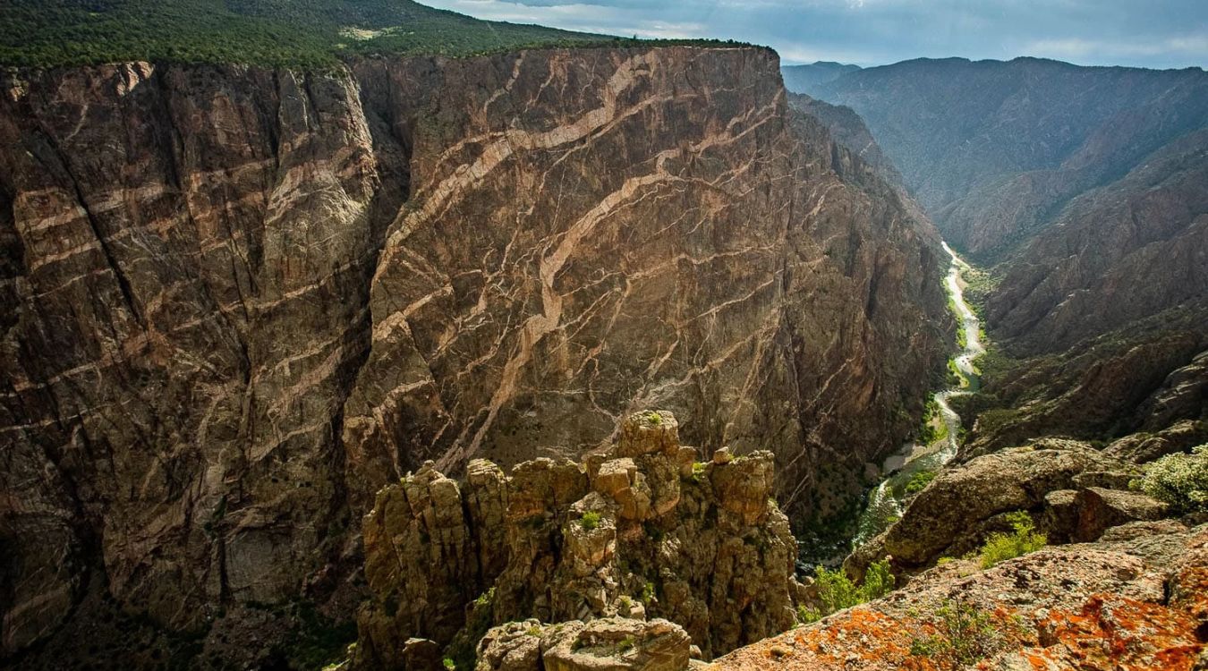 hidden-wonders-of-colorados-black-canyon-painted-wall