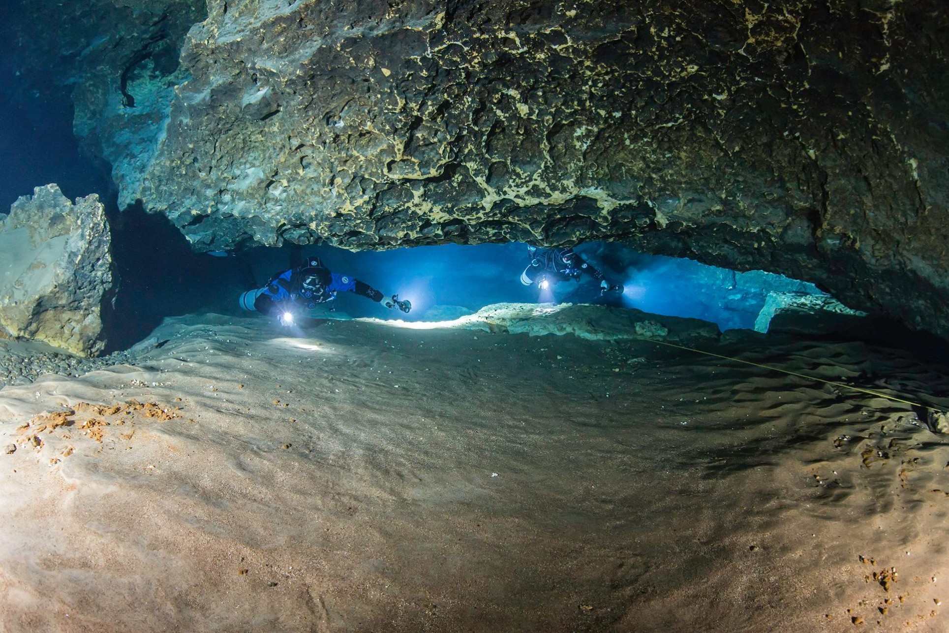 hidden-wonders-of-floridas-ichetucknee-cave-systems