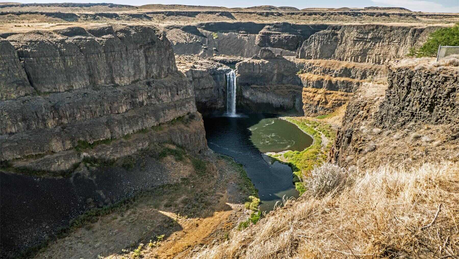 hidden-wonders-of-washingtons-palouse-falls-canyon