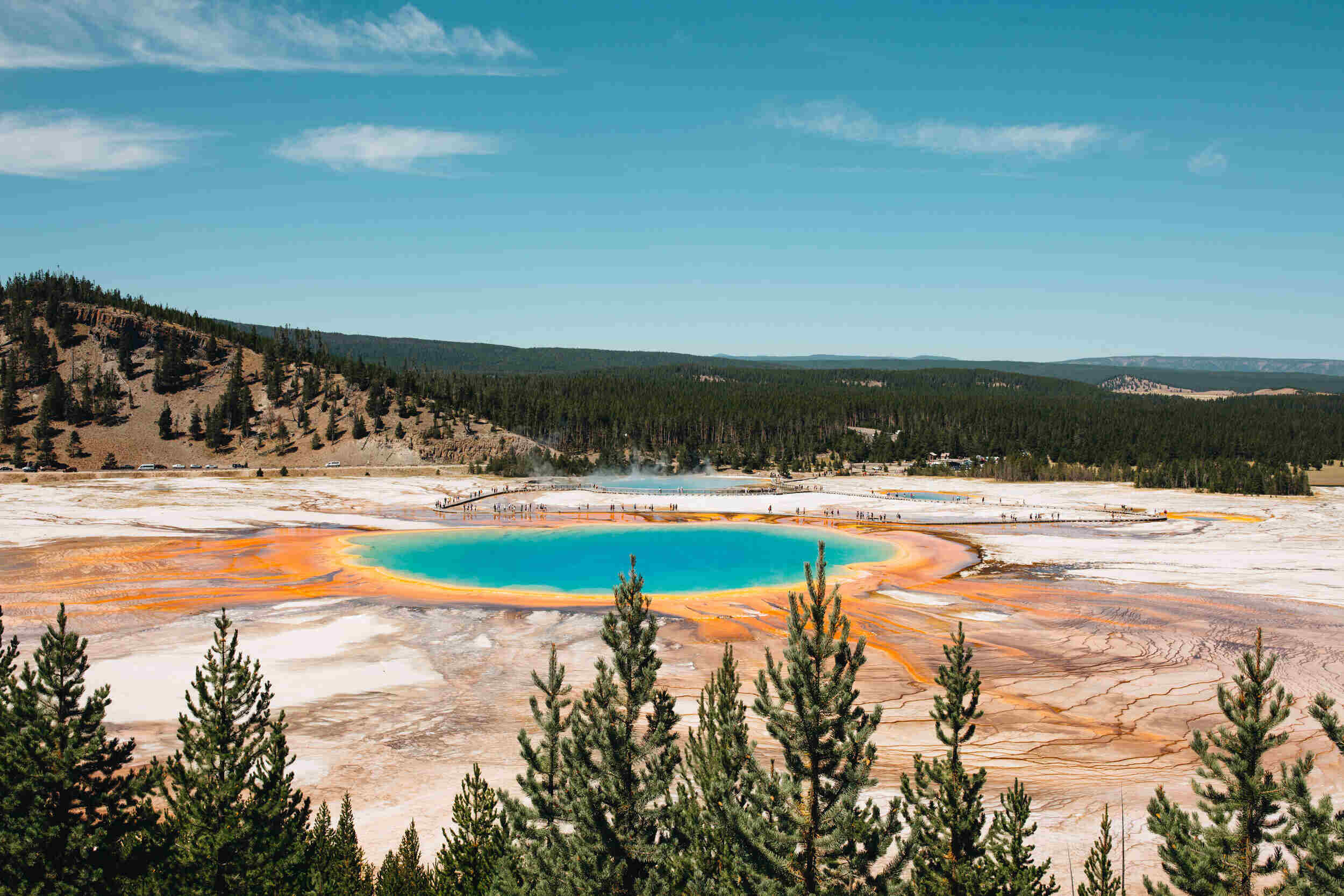 hidden-wonders-of-wyomings-grand-prismatic-spring-boardwalks